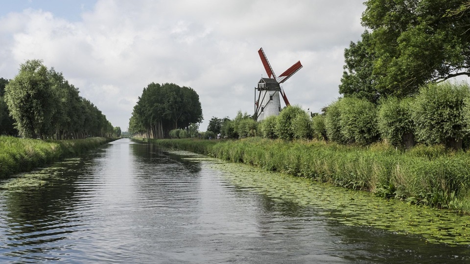 Europa en bandeja desde Londres o París