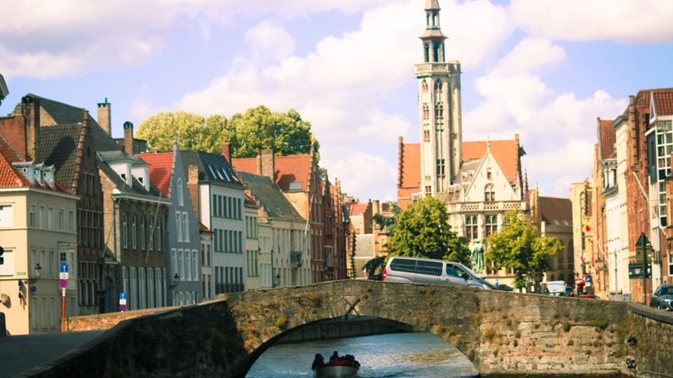 París, Países Bajos e Italia (en bus) 2026